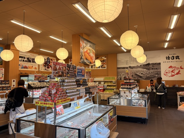 徳造丸沼津港店御土産店